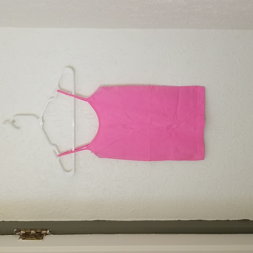 Pink tank top